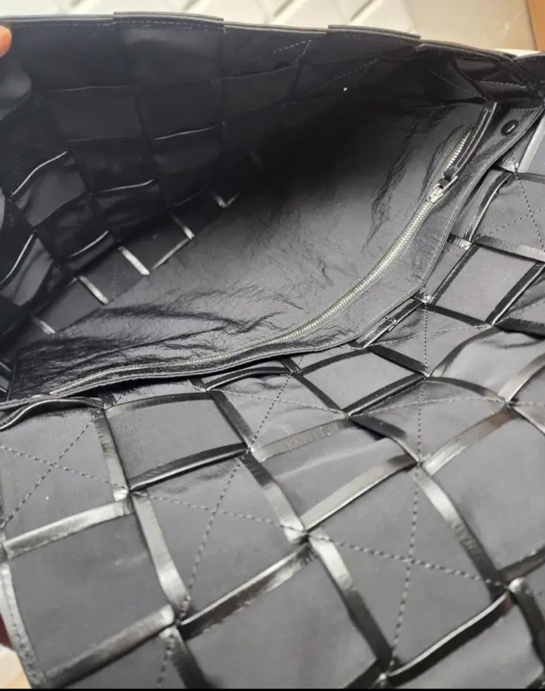 보테가베네타 맥시 카세트백 블랙 상품이미지8