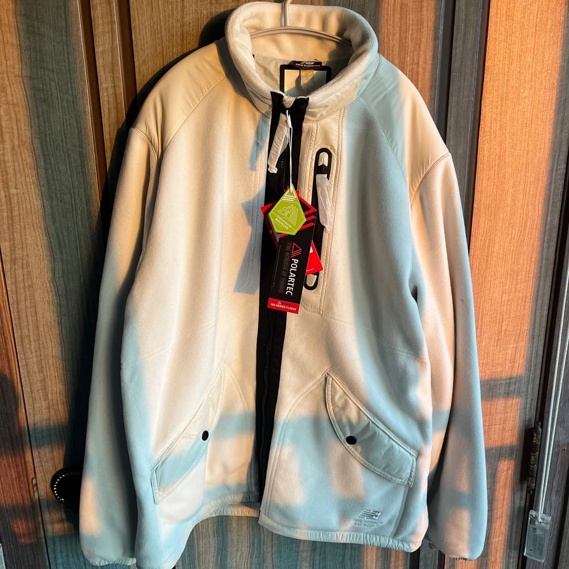 새상품(XXL)이스트로그x뉴발란스 후리스 자켓 크림 상품이미지2