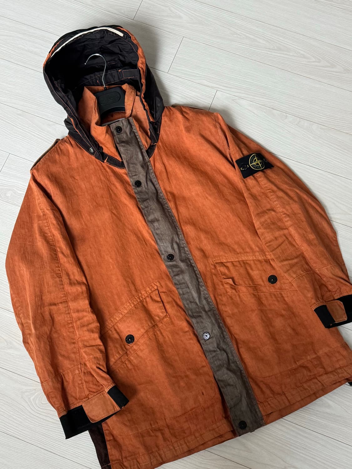 스톤아일랜드 리노 오렌지 후드 자켓 L(105) 상품이미지5