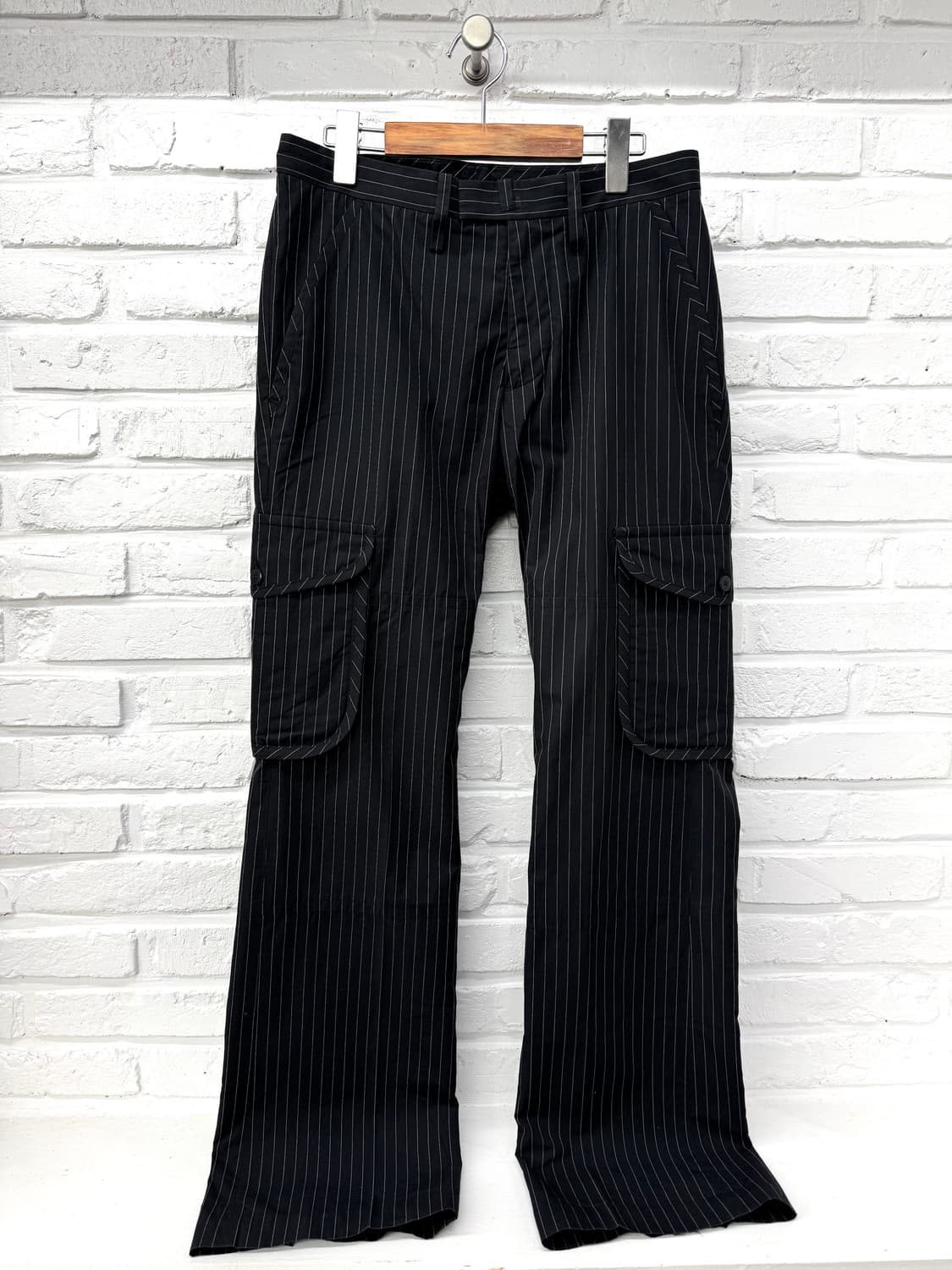 아담엣로페 블랙 스트라이프 카고팬츠 상품이미지4