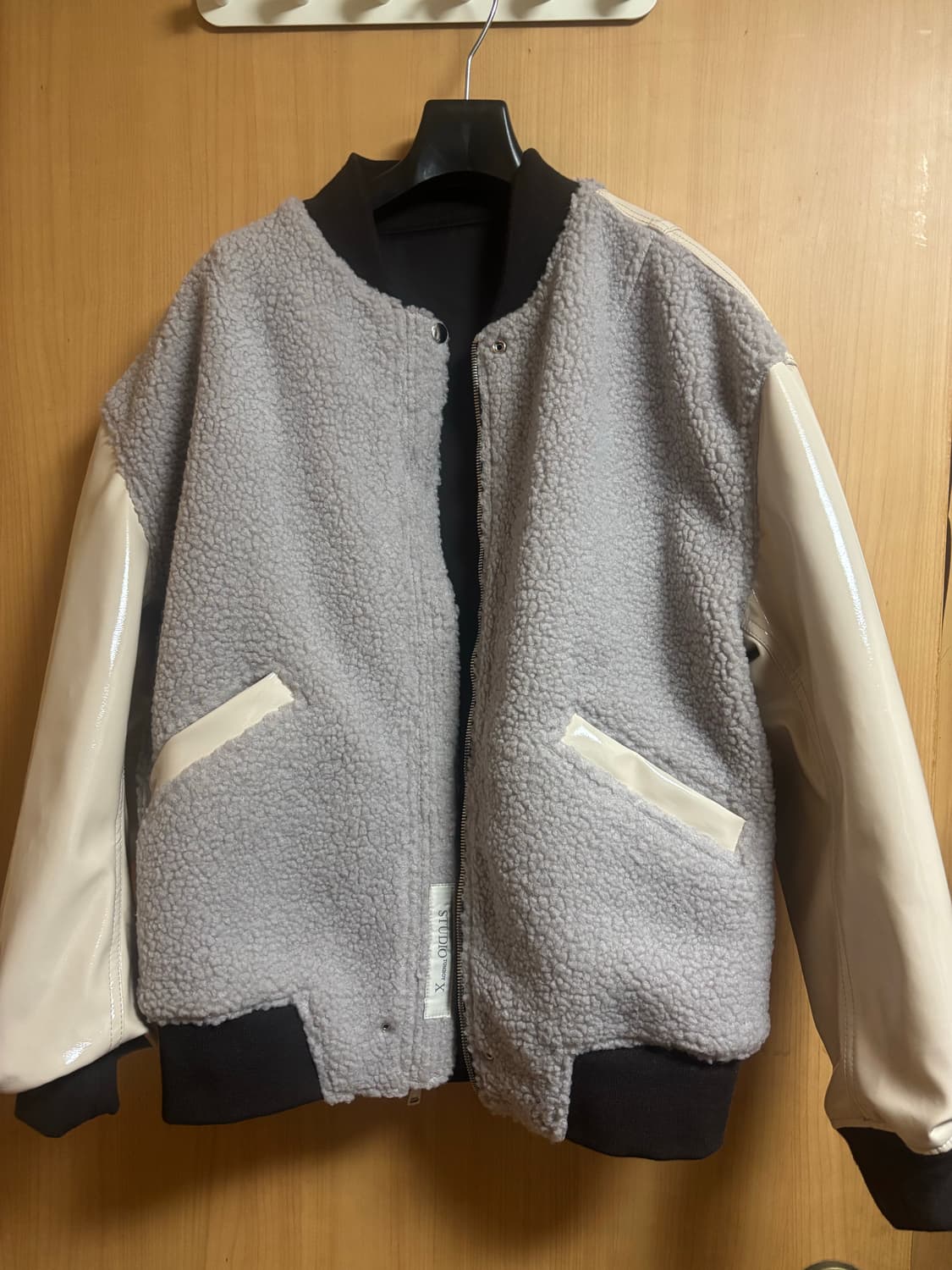 스튜디오 톰보이 [X COLLECTION] 리버서블 러플 봄버 상품이미지3