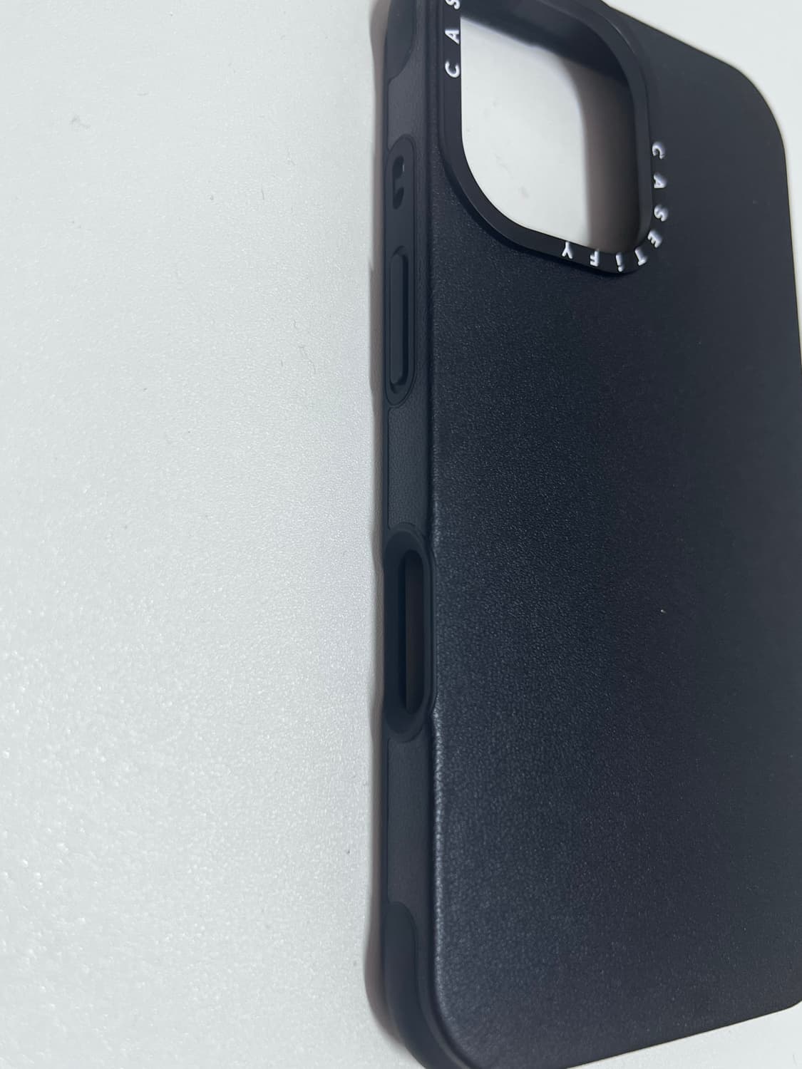 케이스티파이 16프로 케이스 상품이미지3