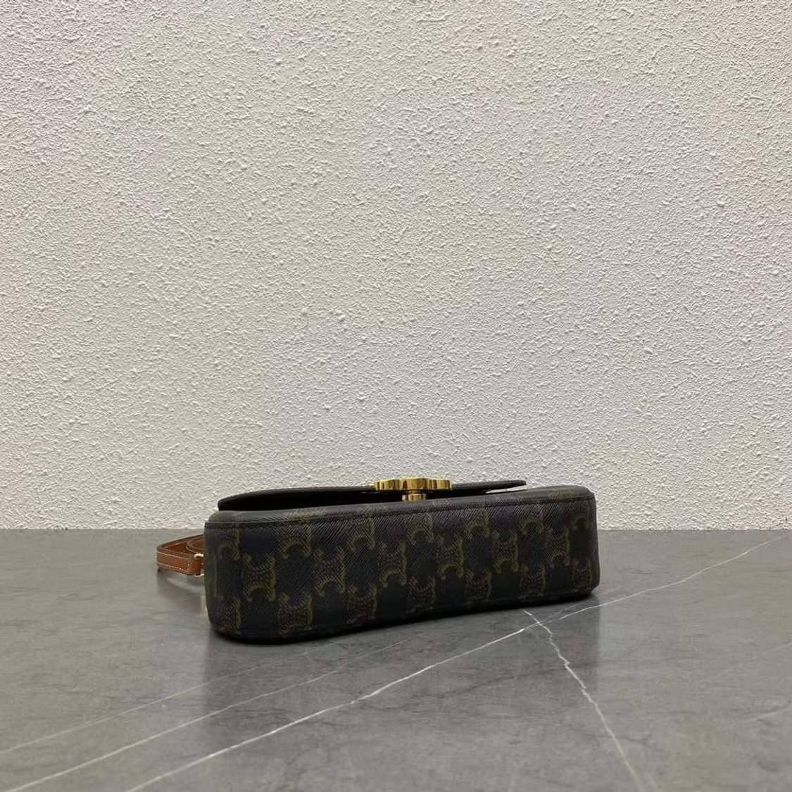 셀린느(Celine) 틴 롤라 백(Teen Lola Bag) 상품이미지6