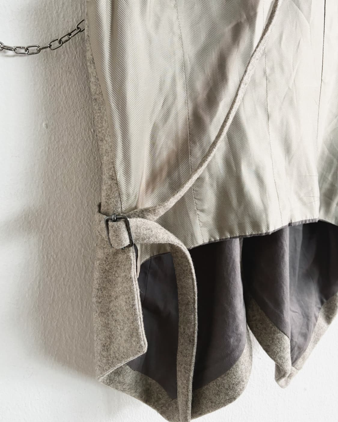 하이더아커만 사선 본디지 레이어드 울 베스트 상품이미지7