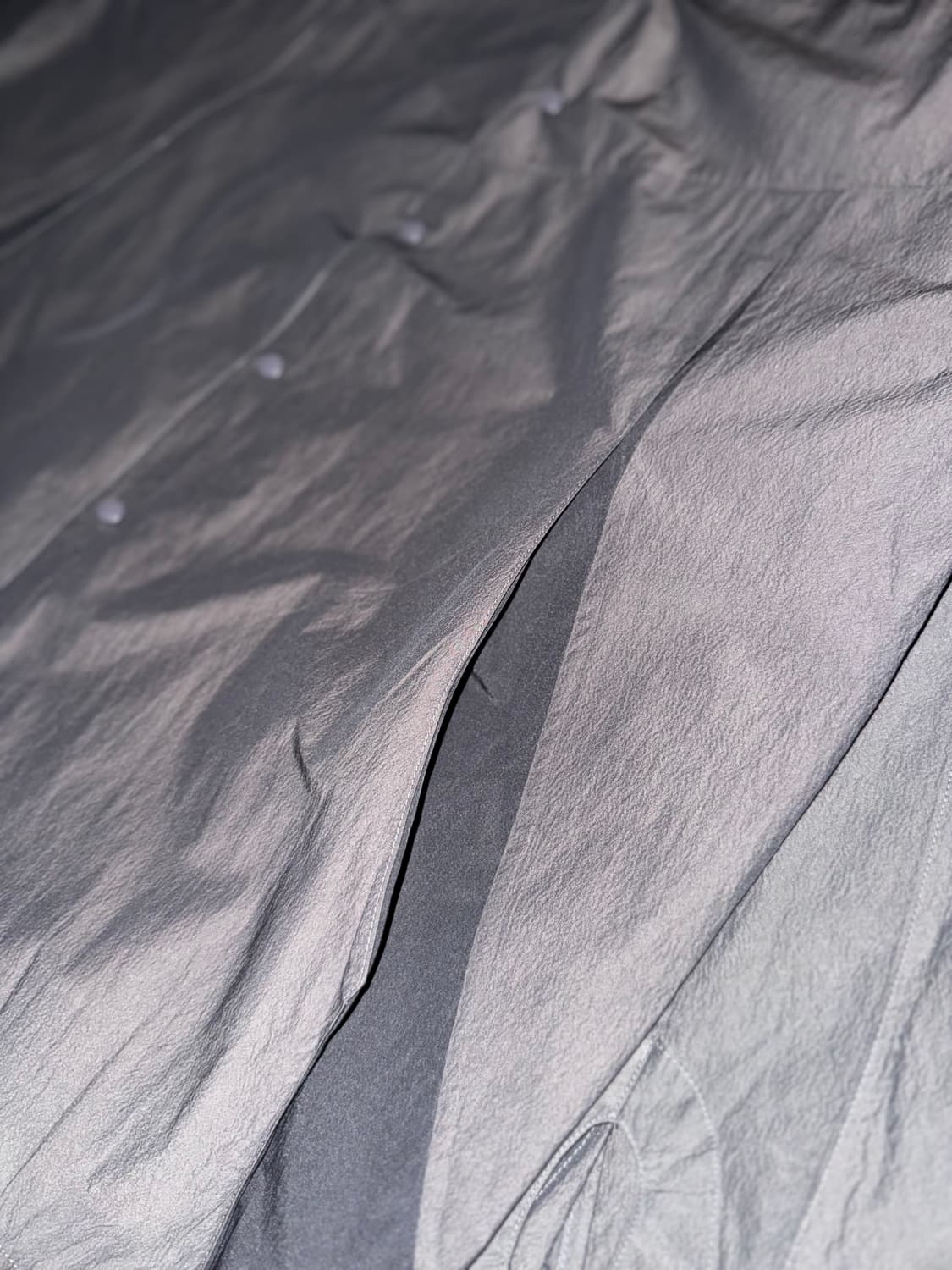 [XL] 코스트퍼킬로 게더드 나일론 다트 디테일 셔츠 챠콜 상품이미지4