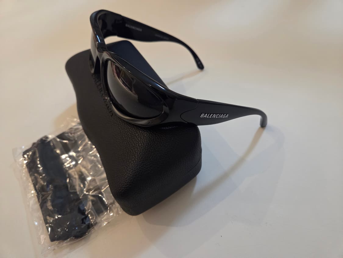 발렌시아가 오발 스위프트 선글라스 상품이미지2