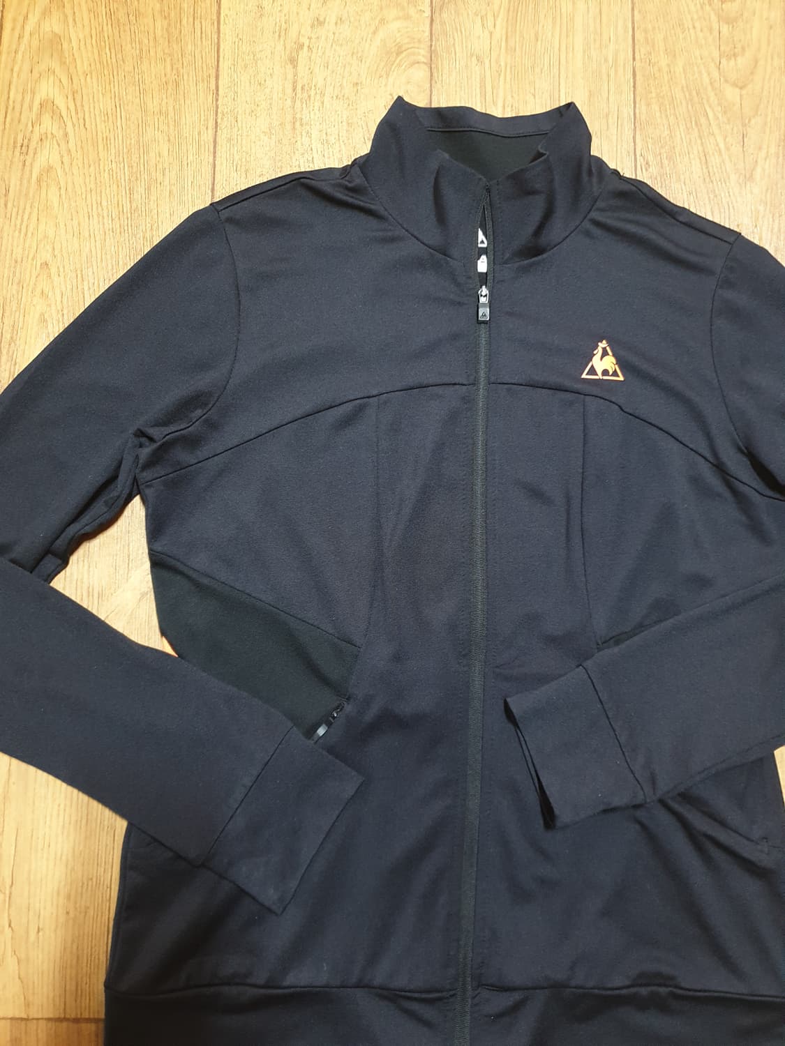 1079 르꼬끄 운동복 집업 90 사이즈입니다 상품이미지4