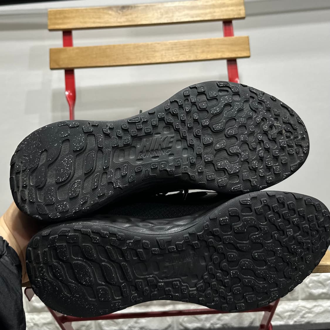 270) 나이키 운동화 남성 남자 신발 레볼루션 블랙 남성 런닝화 상품이미지6