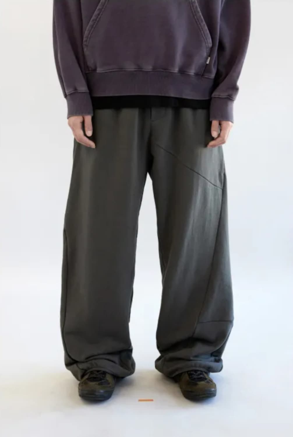 [3] 해칭룸 Slash Sweat Pants (Charcoal) 상품이미지3