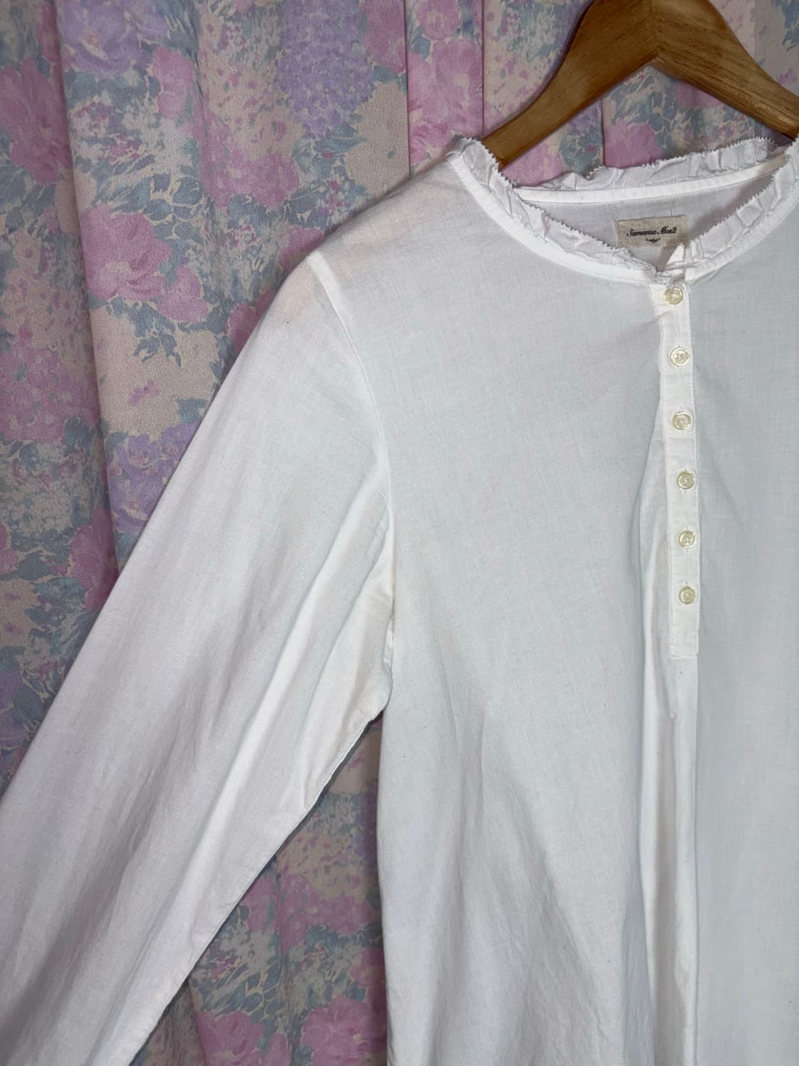 화이트 프릴 넥 블라우스 상품이미지8