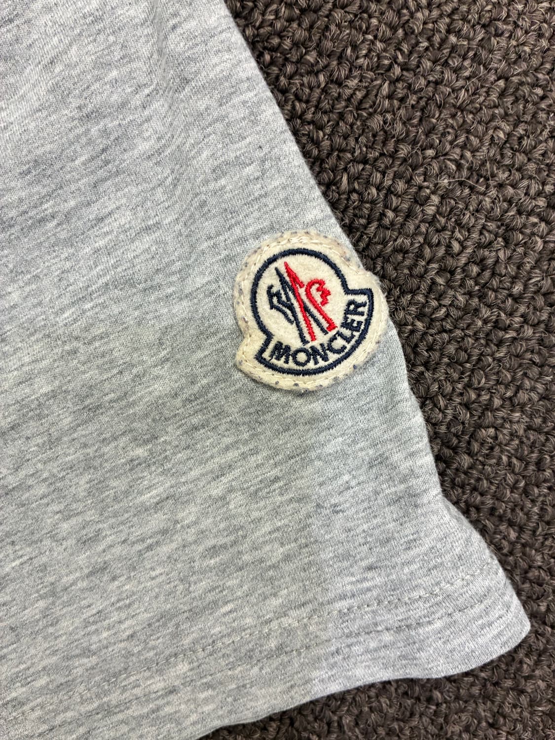 L)Moncler 빈티지 남성 맥시 로고 반팔 티셔츠 상품이미지4