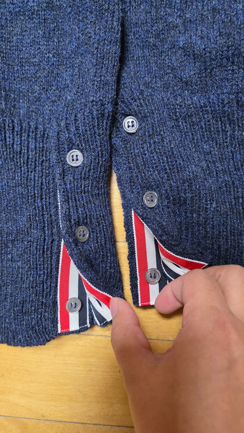 [미착용,3]톰브라운 셰틀랜드 가디건 네이비 상품이미지4