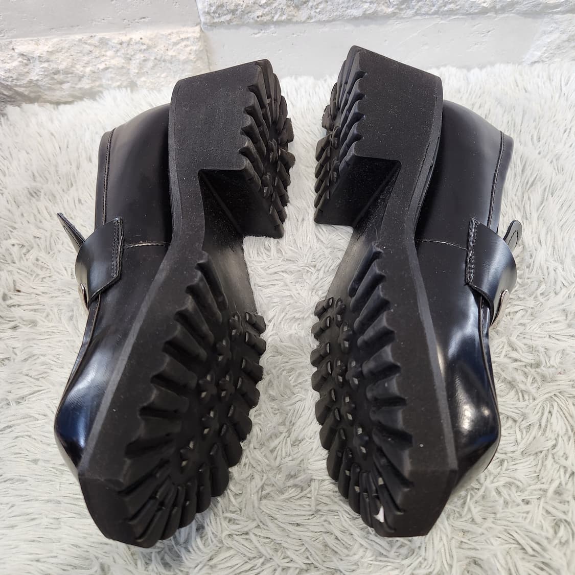 Y2K 무드 통굽 플랫폼 로퍼 / 실버 메탈 포인트 / 235 상품이미지7