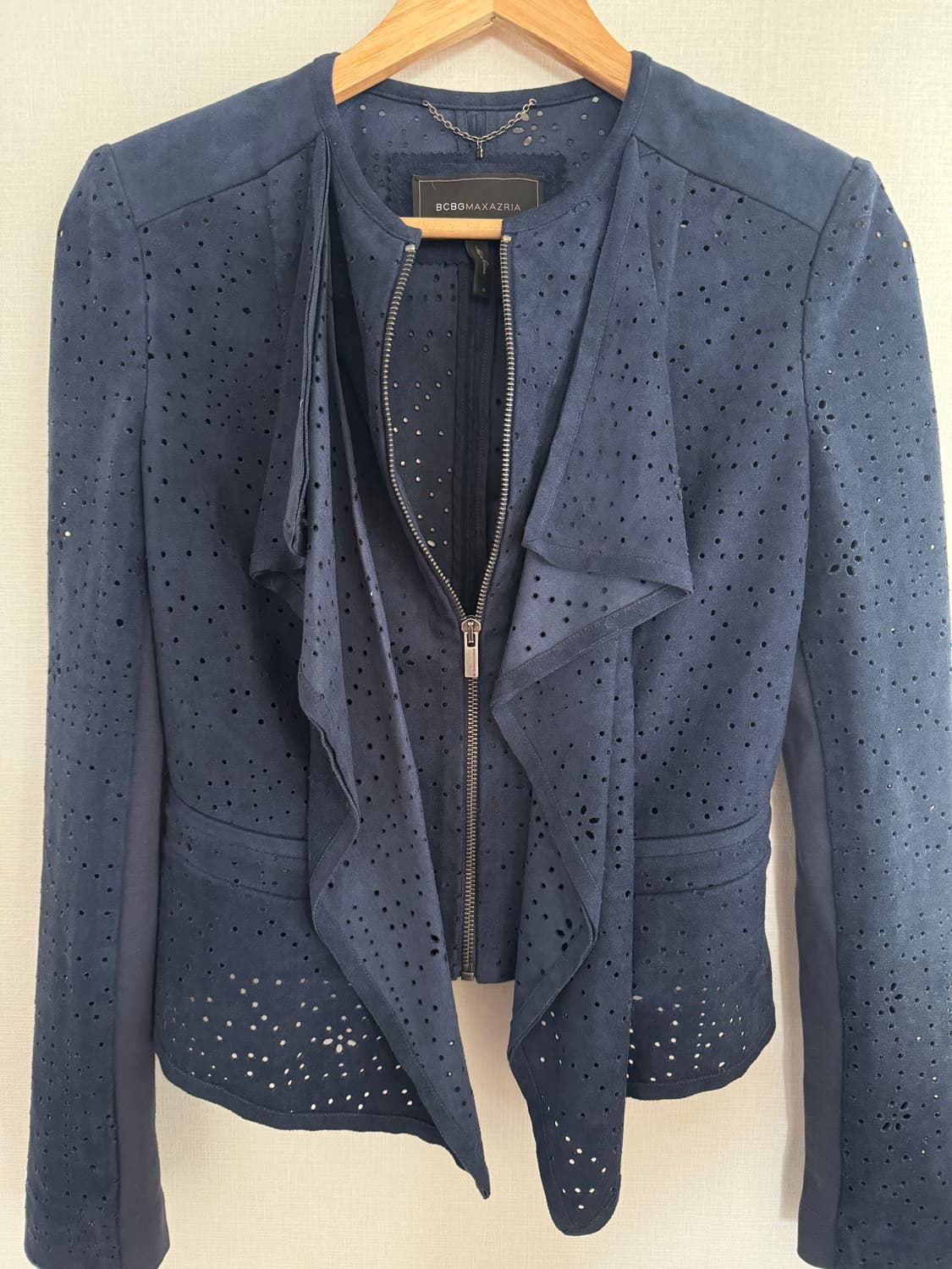 BCBGMAXAZRIA  Preston Cropped Jacket 상품이미지2