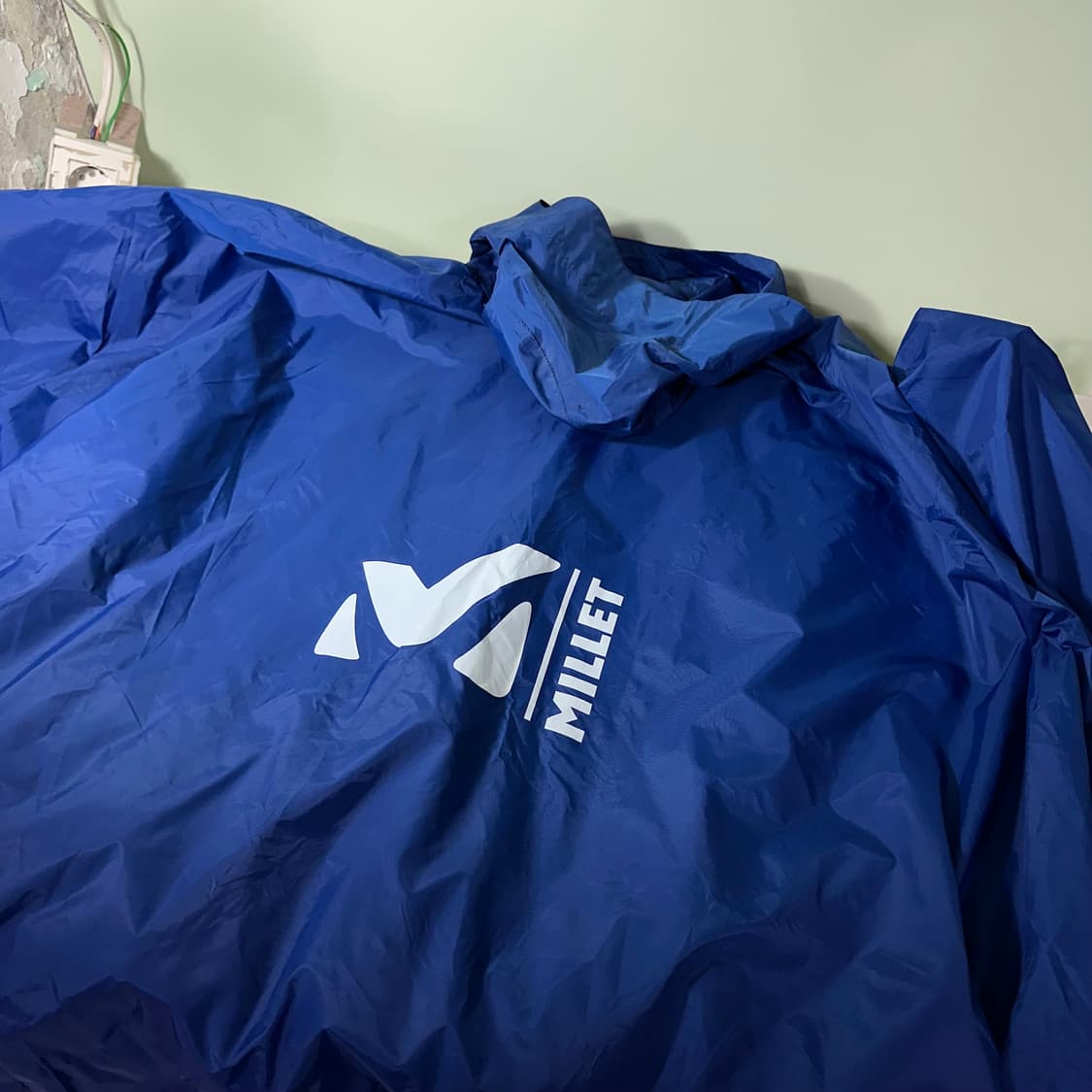 OS 밀레 MILLET 딥블루 오버핏 캠핑 등산 판초우의 우비 상품이미지1