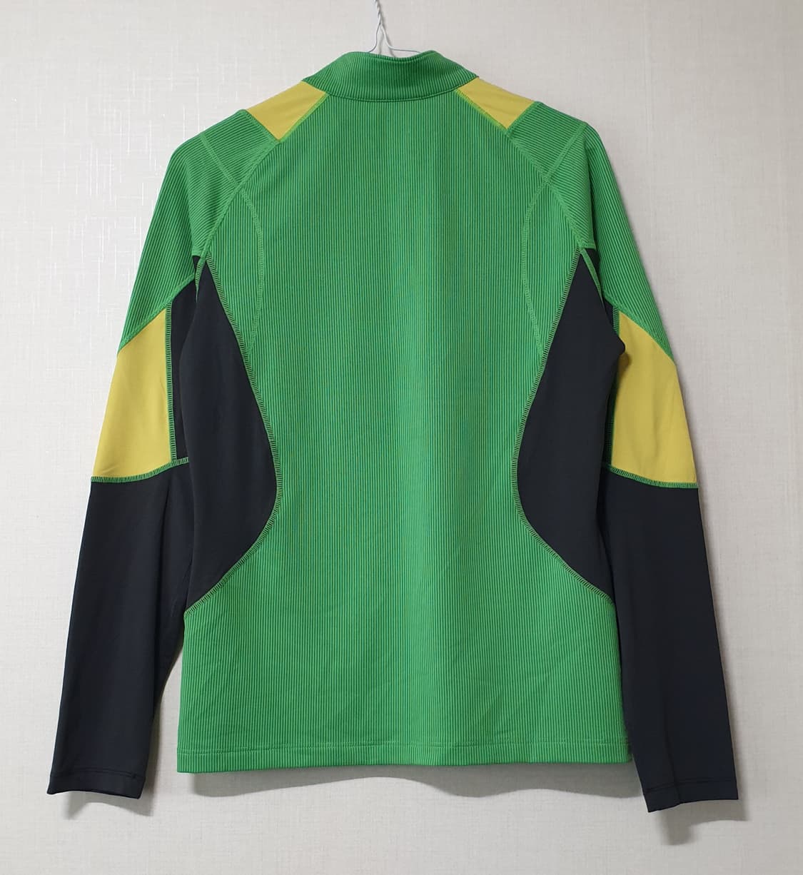 라푸마 반집업 긴팔티 95사이즈 상품이미지2