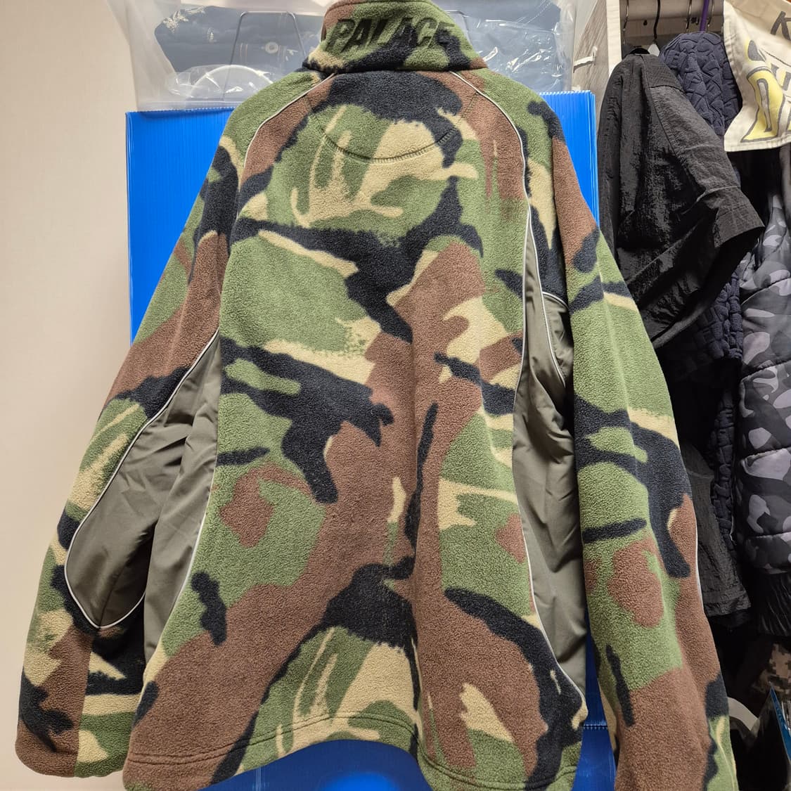 팔라스 24시즌 카모 플리스 L사이즈 상품이미지2