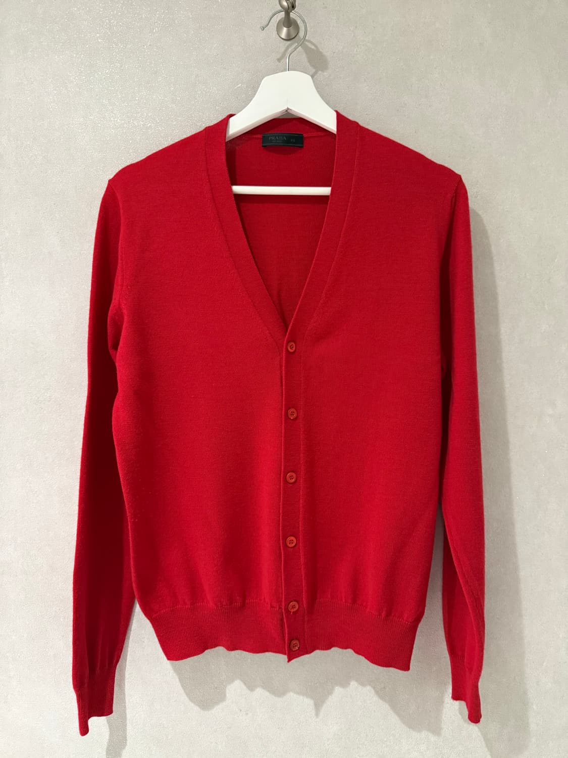 [48] prada red cardigan 상품이미지1