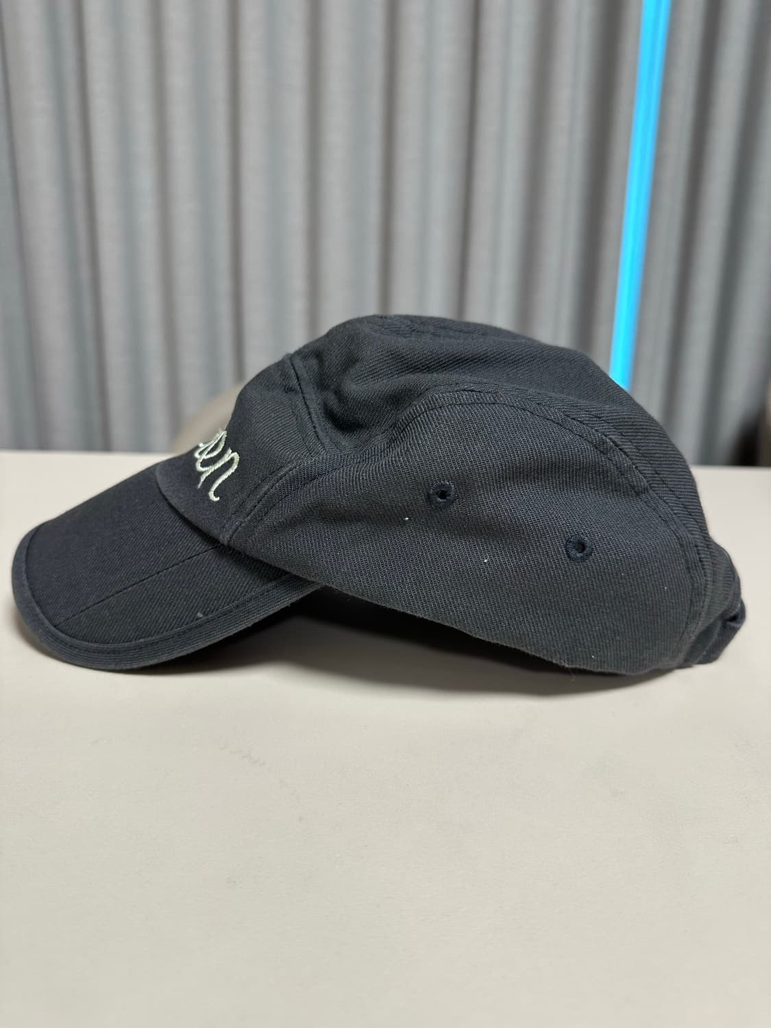 메종키츠네 파리지앵 볼캡 (차콜그레이) 상품이미지2