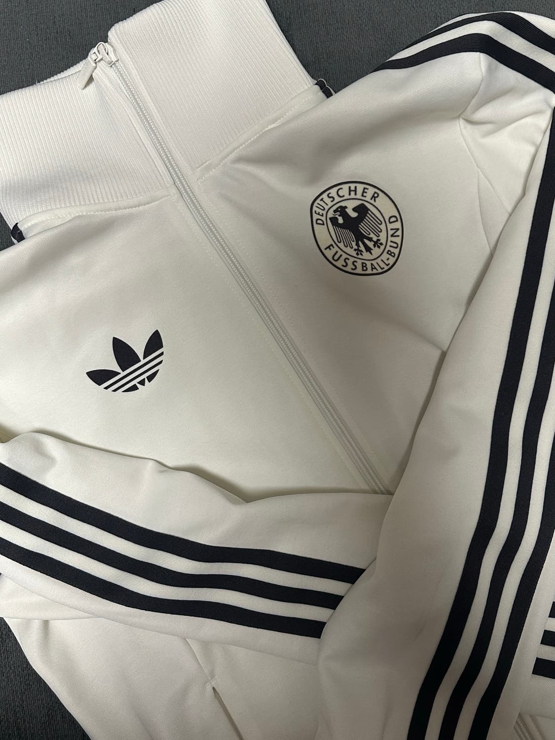 아디다스 독일 베켄바우어 트랙 탑 오프 화이트 L 상품이미지2