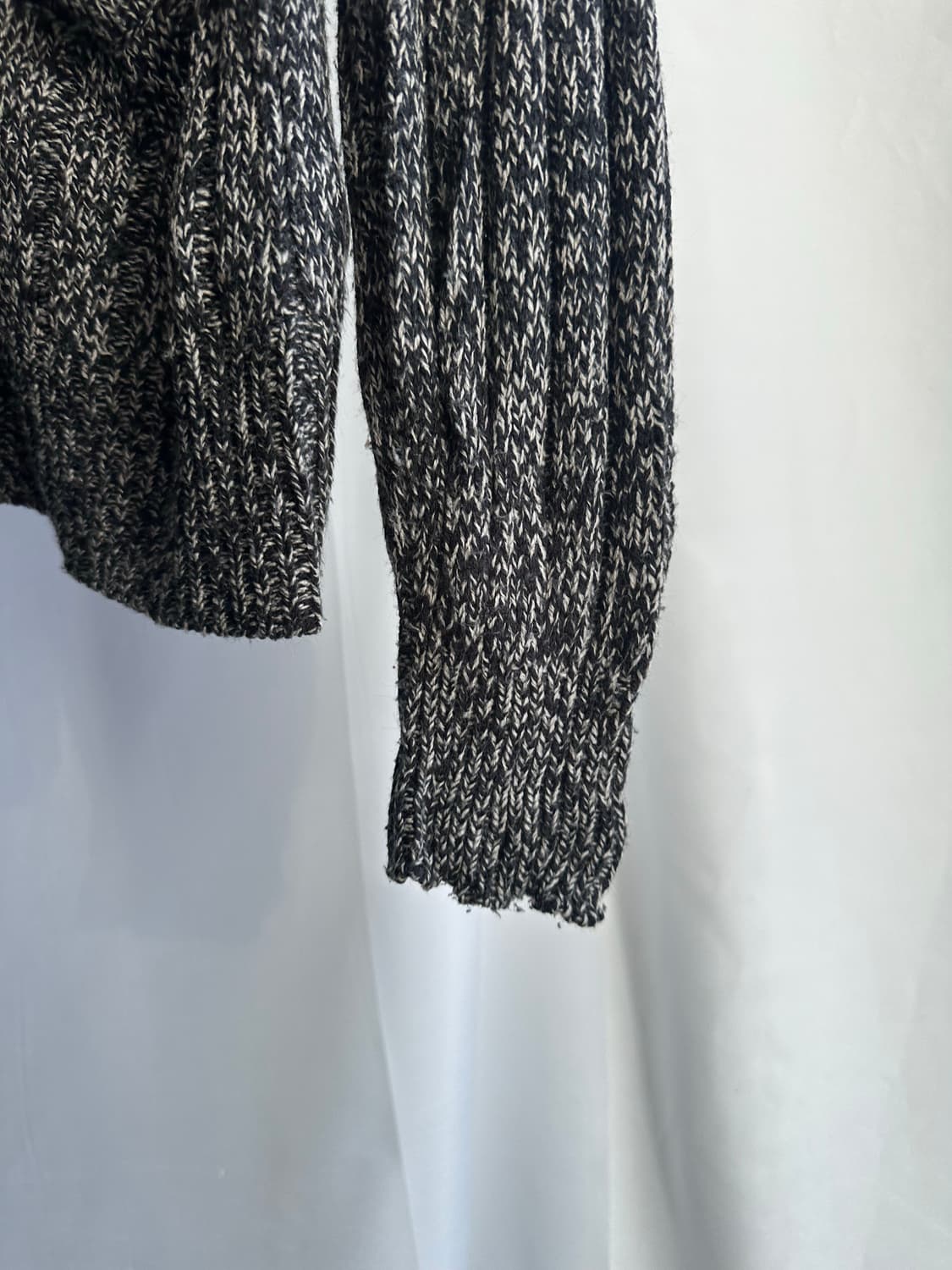 In the attic 버튼 니트 가디건 상품이미지4