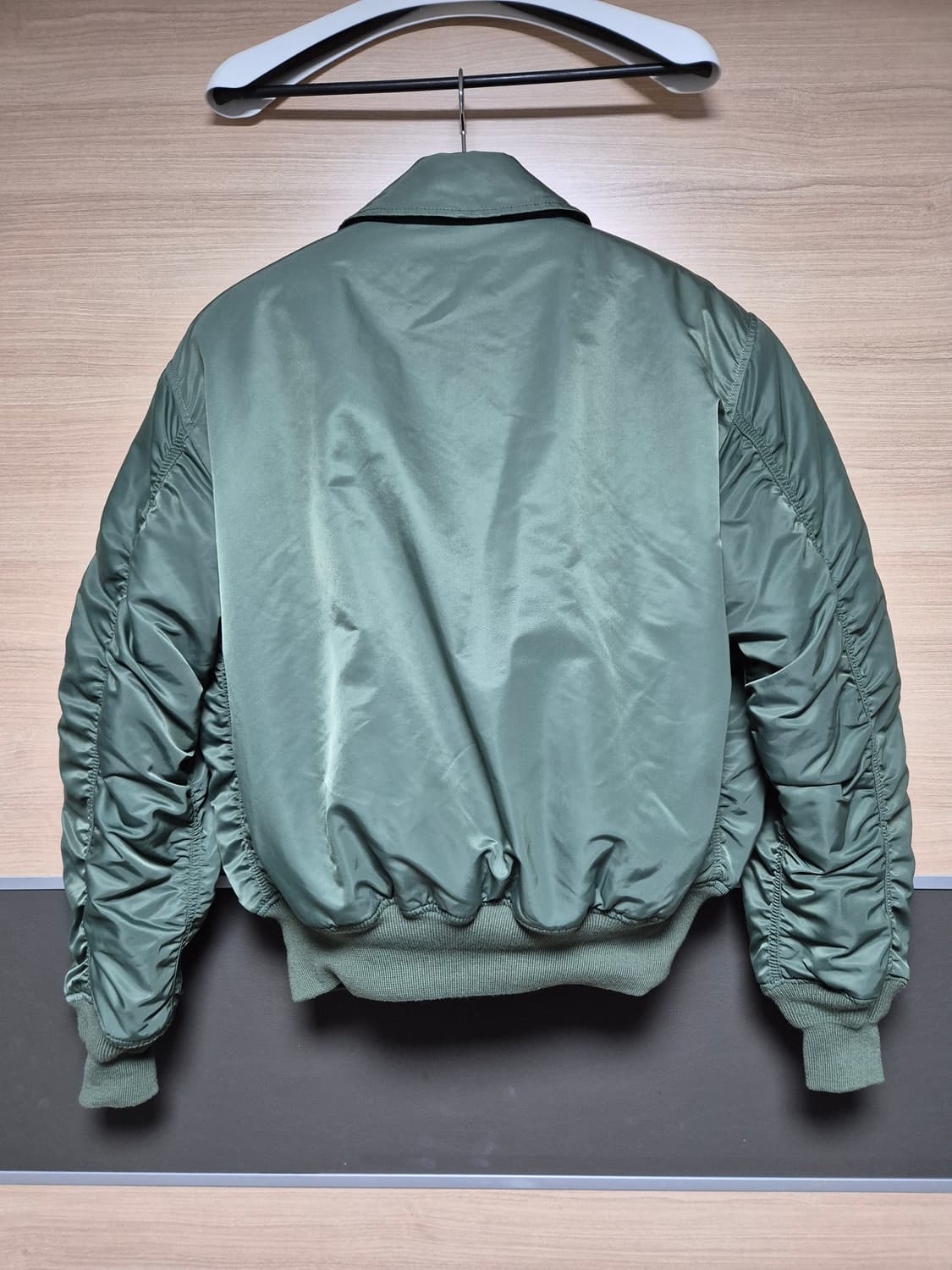 알파인더스트리 50주년 CWU-45P  항공잠바 칸예웨스트 ma-1 상품이미지2