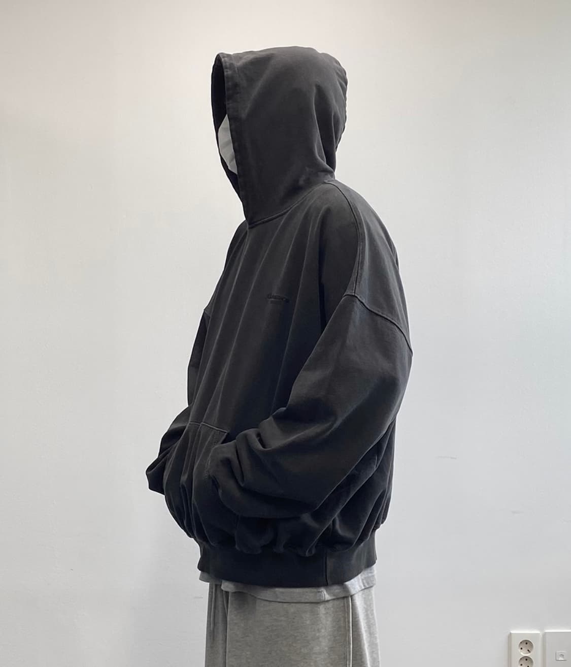 언더마이카 MU.08 오버사이즈 피그먼트 후드 1 상품이미지4