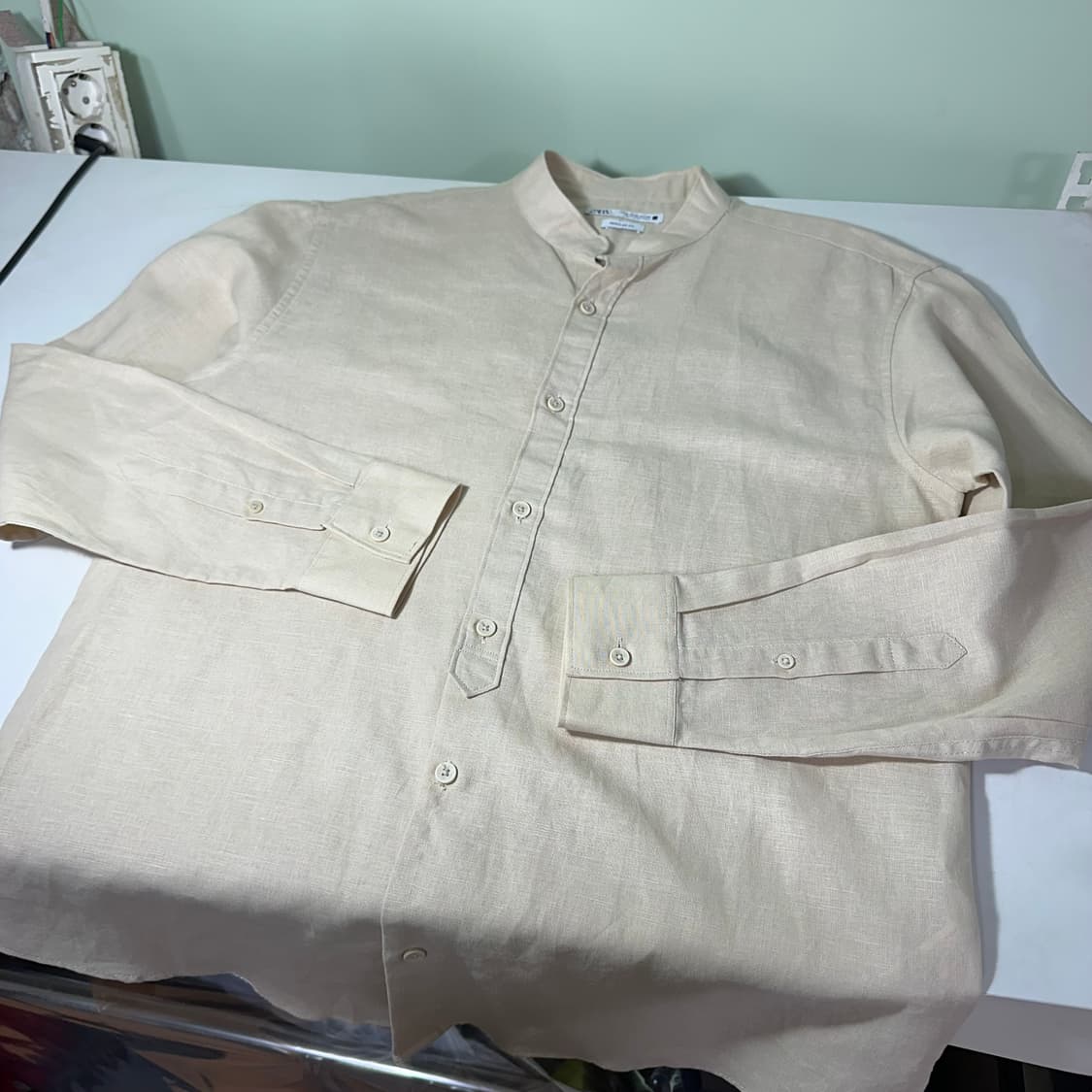 M 95 자라 맨 라이트베이지 논카라 린넨셔츠 상품이미지3
