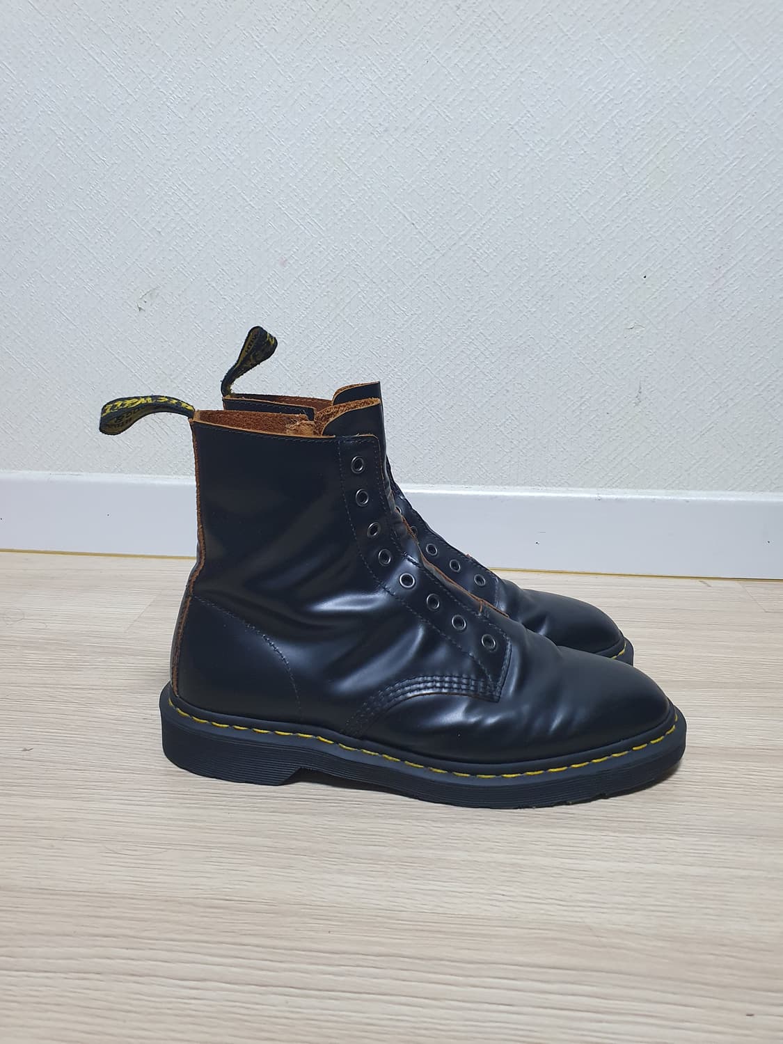닥터마틴 1460 레이스리스 부츠 280 상품이미지1