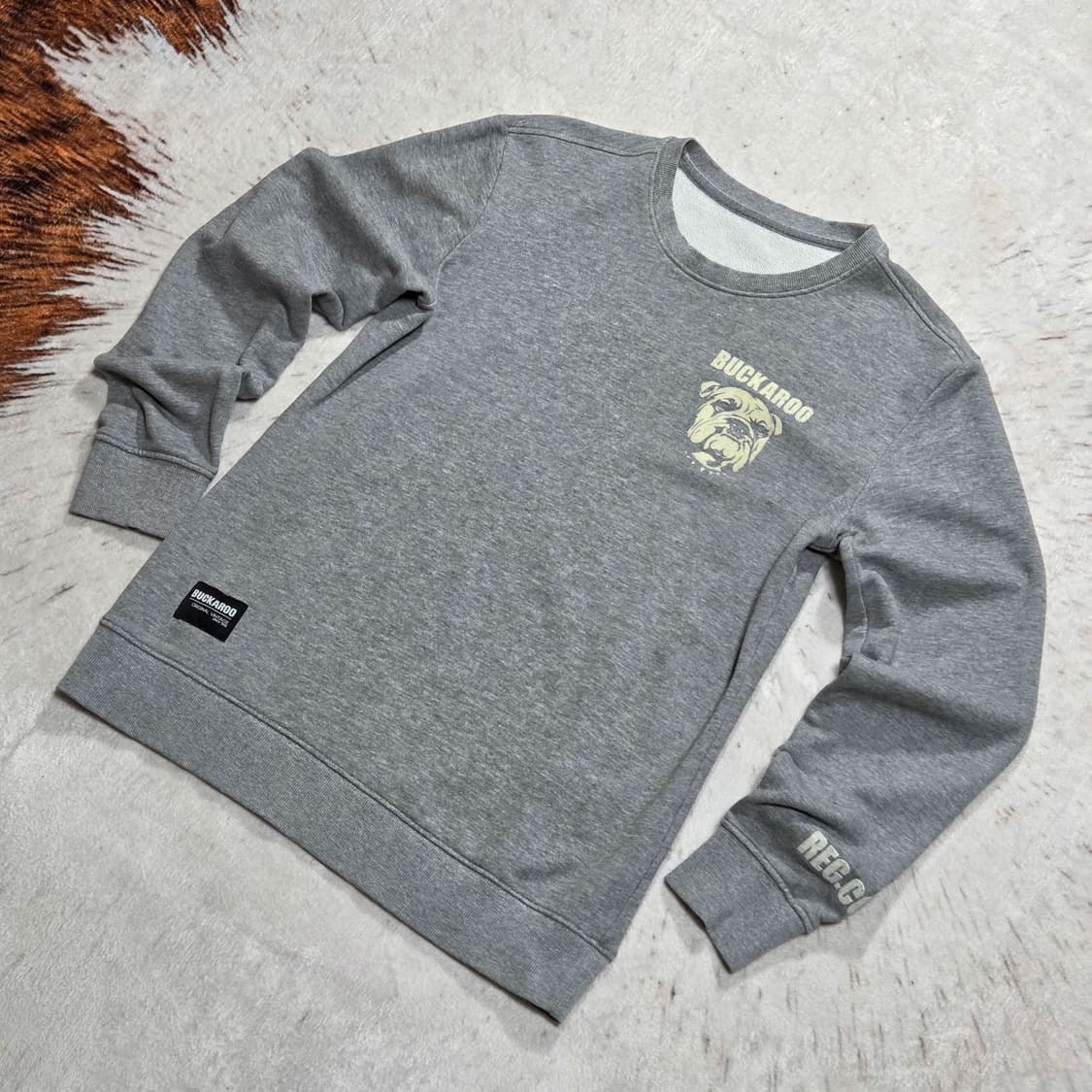 버커루 그레이 맨투맨 상품이미지4