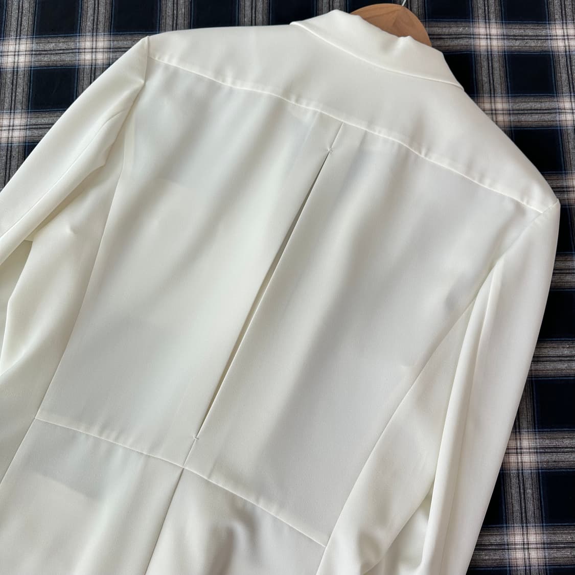 Juun.j 준지 화이트 자켓 13ss 컬렉션 의상 상품이미지4