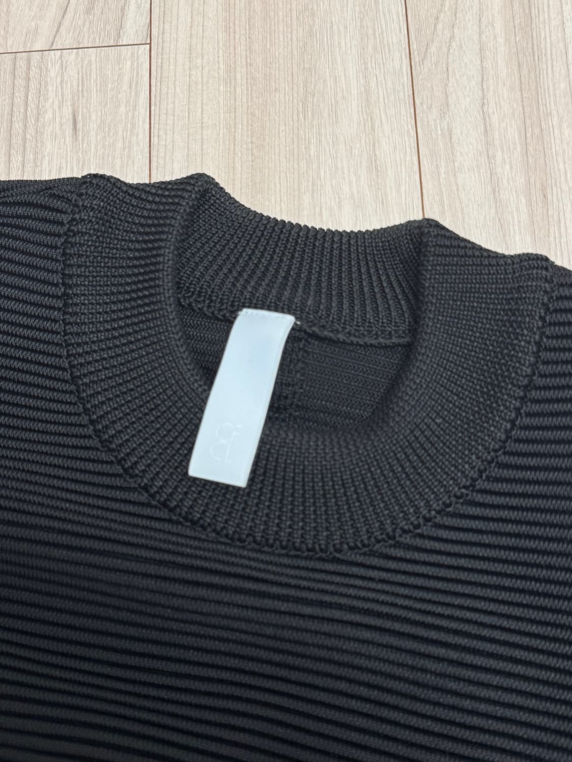 CFCL 니트 블랙 상품이미지3