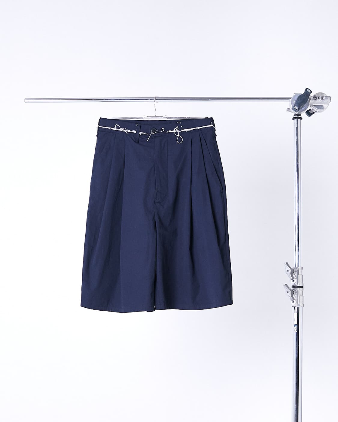Deep Tucked Shorts 상품이미지1