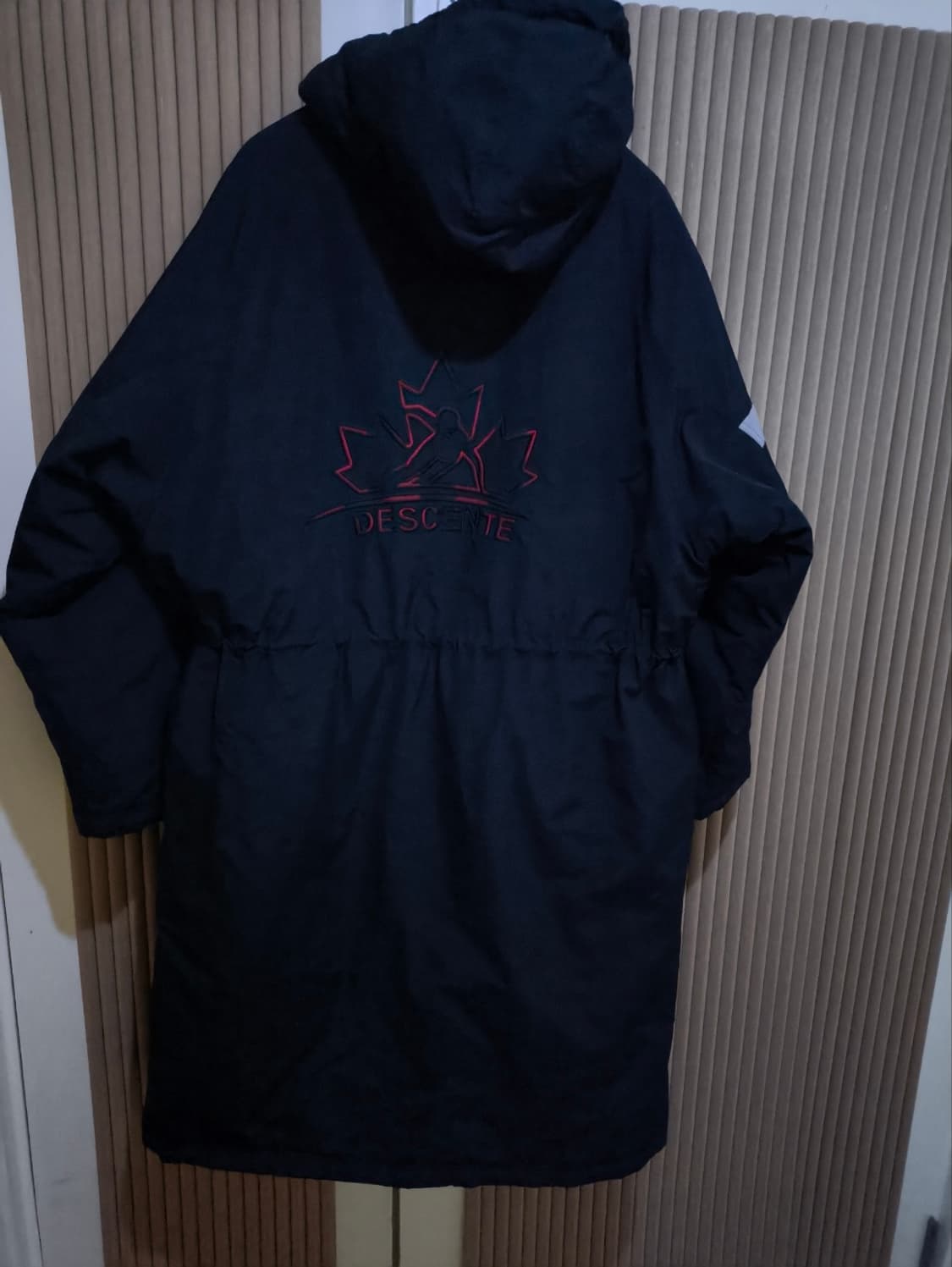 100 데상트 캐나다 스피드스케이팅 롱자켓 파카 상품이미지7