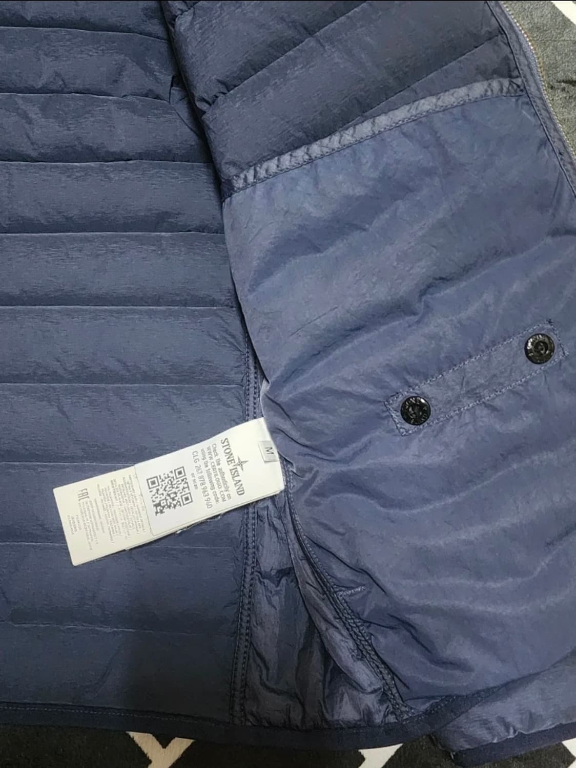 스톤아일랜드 룸우븐 경량패딩 상품이미지5