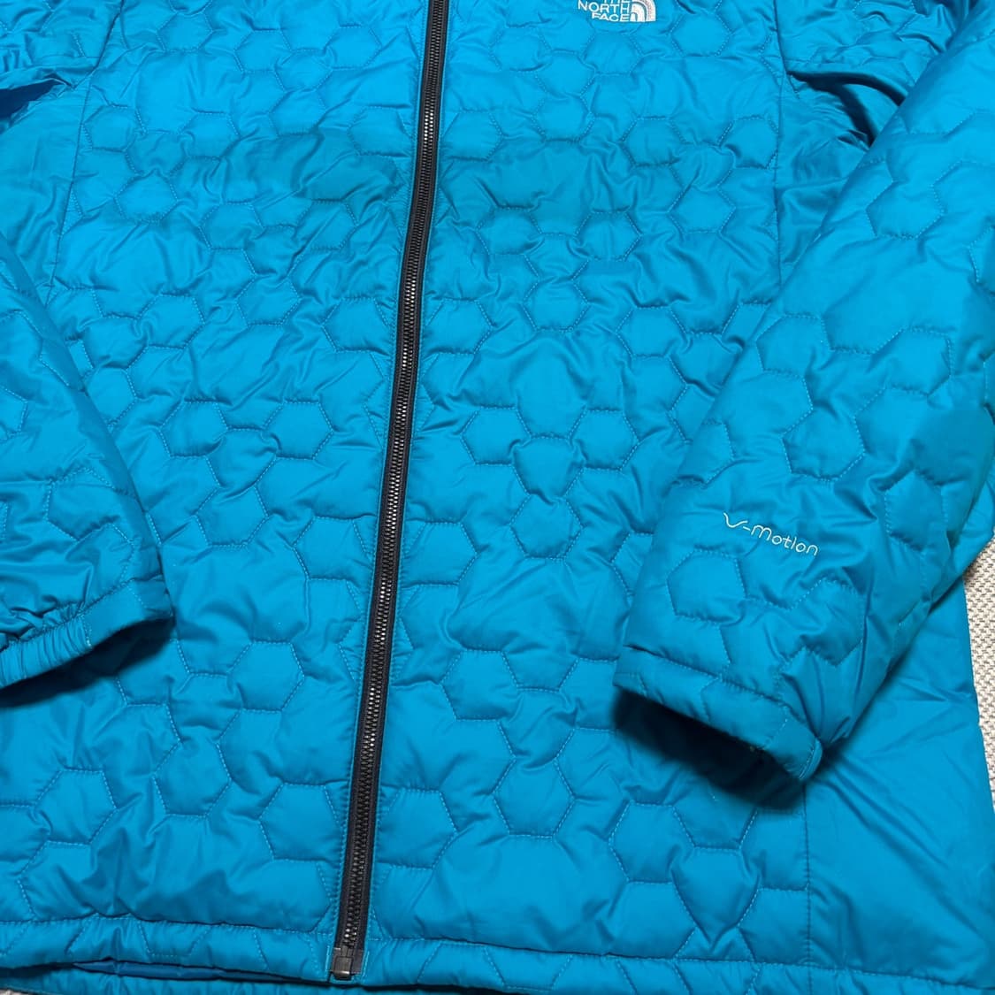 노스페이스 V-motion 경량패딩 상품이미지2