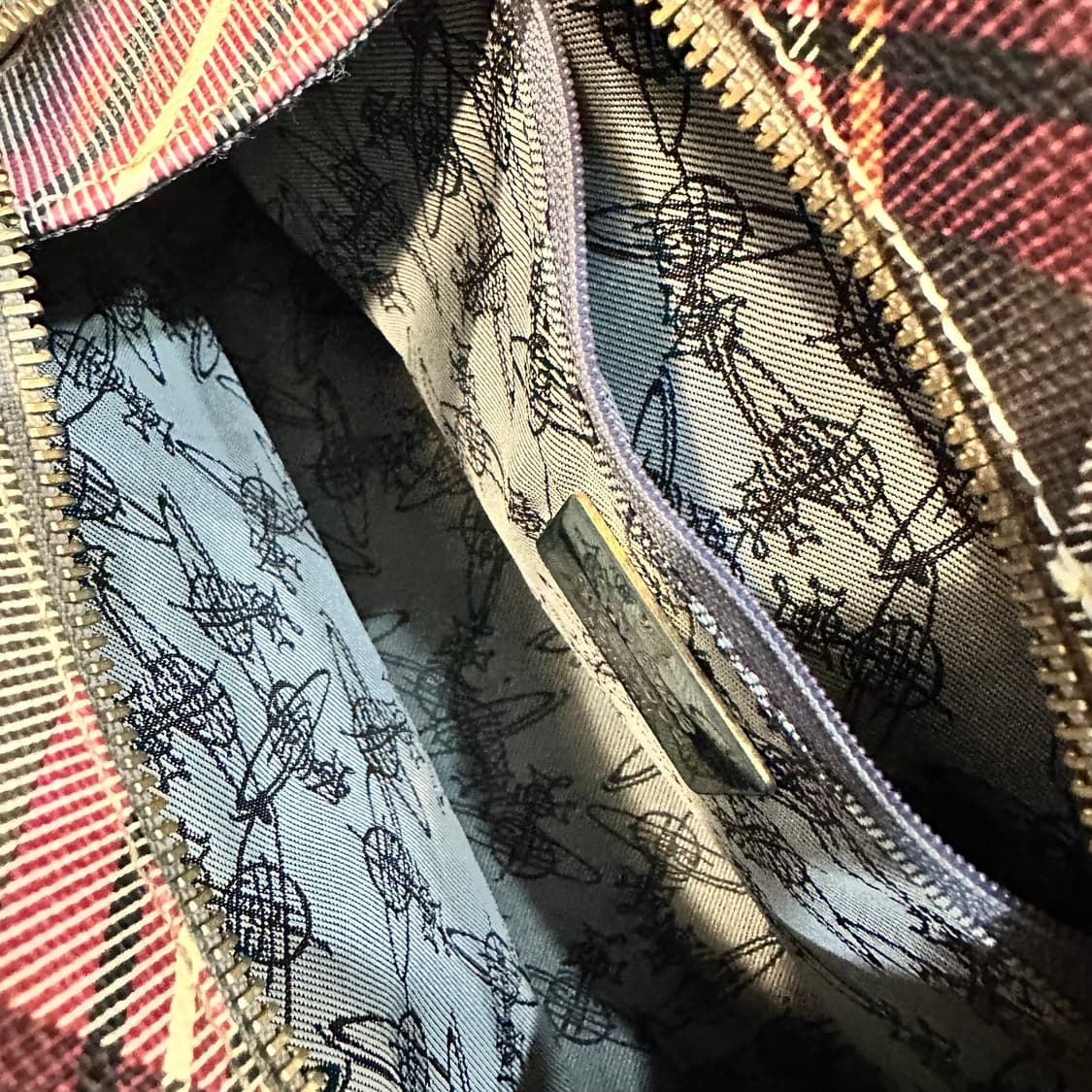 비비안웨스트우드 더비 타탄 야스민 토트백S 상품이미지4