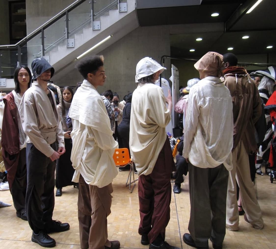 지용킴 22AW 드레이핑 셔츠 상품이미지4