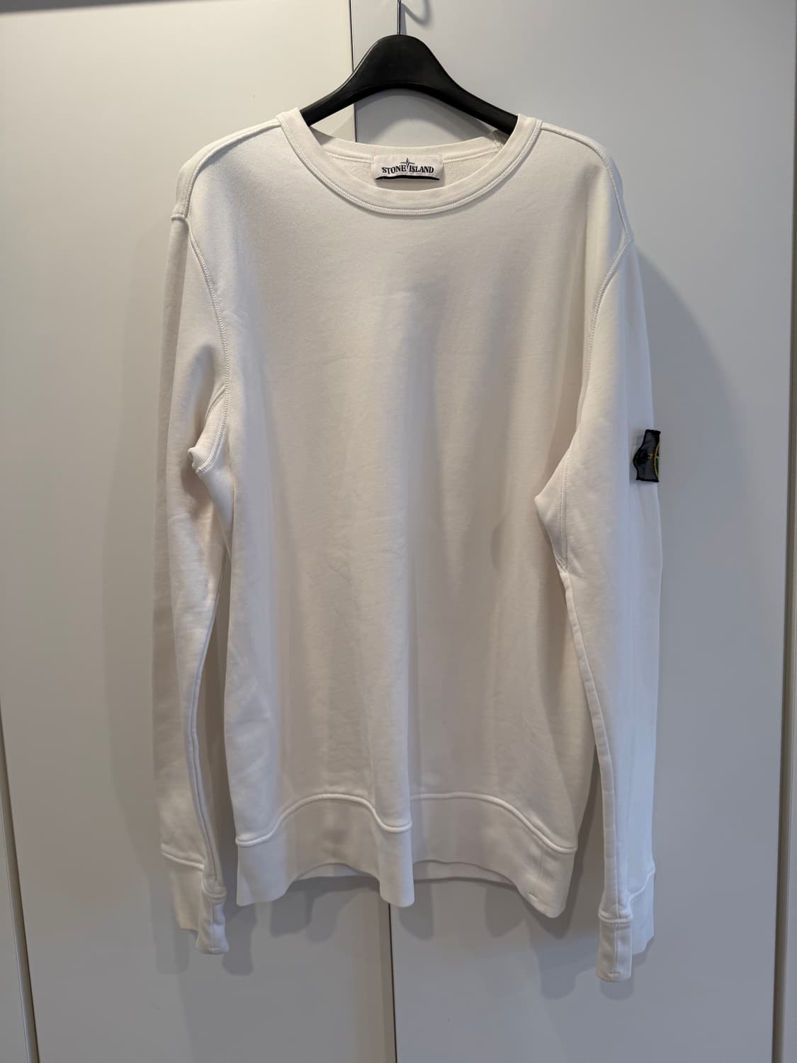 스톤아일랜드 맨투맨 상품이미지1