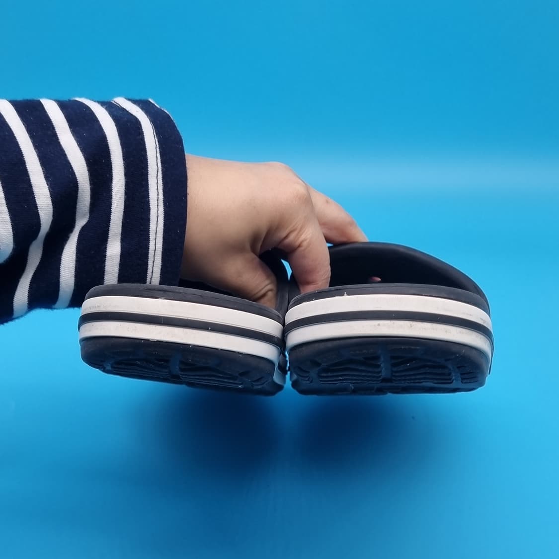 O 크록스 바야밴드 슬라이드 m7 260 상품이미지4