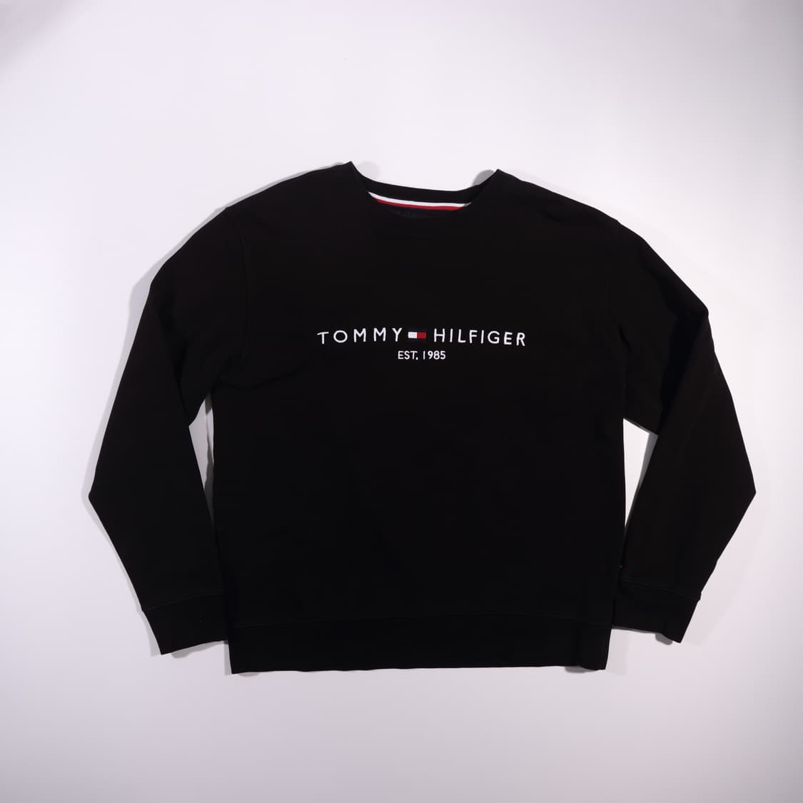 타미힐피거 로고 맨투맨 B246 상품이미지1