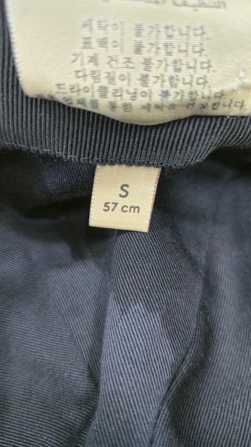 구찌 정품 -스몰 웹 블랙 오리지널 GG 캔버스 베이스 볼 캡 상품이미지9