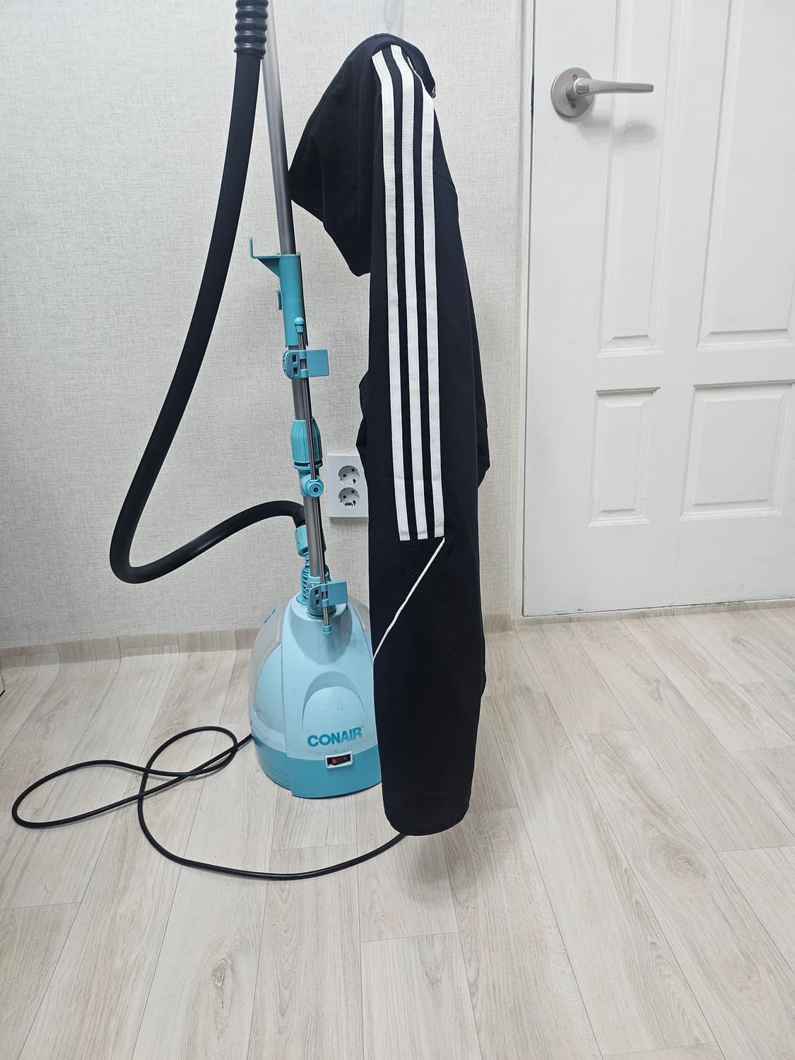 (95~100)M ☆초대장급☆ 아디다스 에센셜 [검흰]  우븐 바람막이 상품이미지5