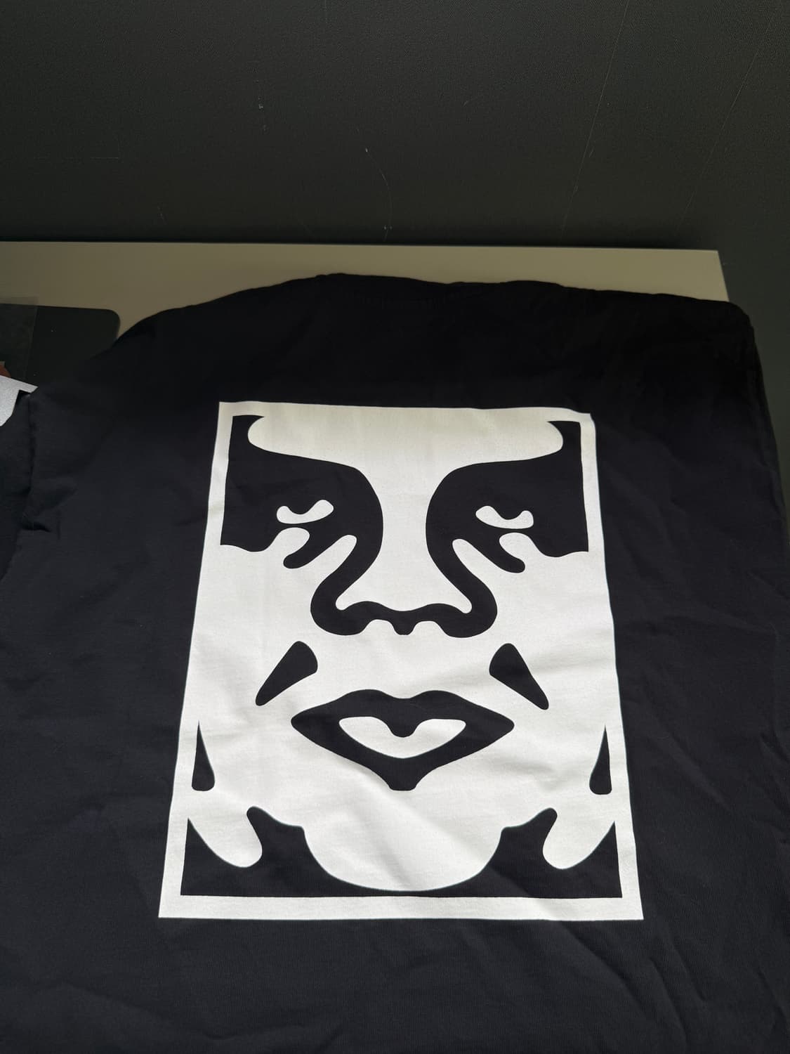 오베이 볼드 아이콘 반팔 티셔츠 상품이미지2