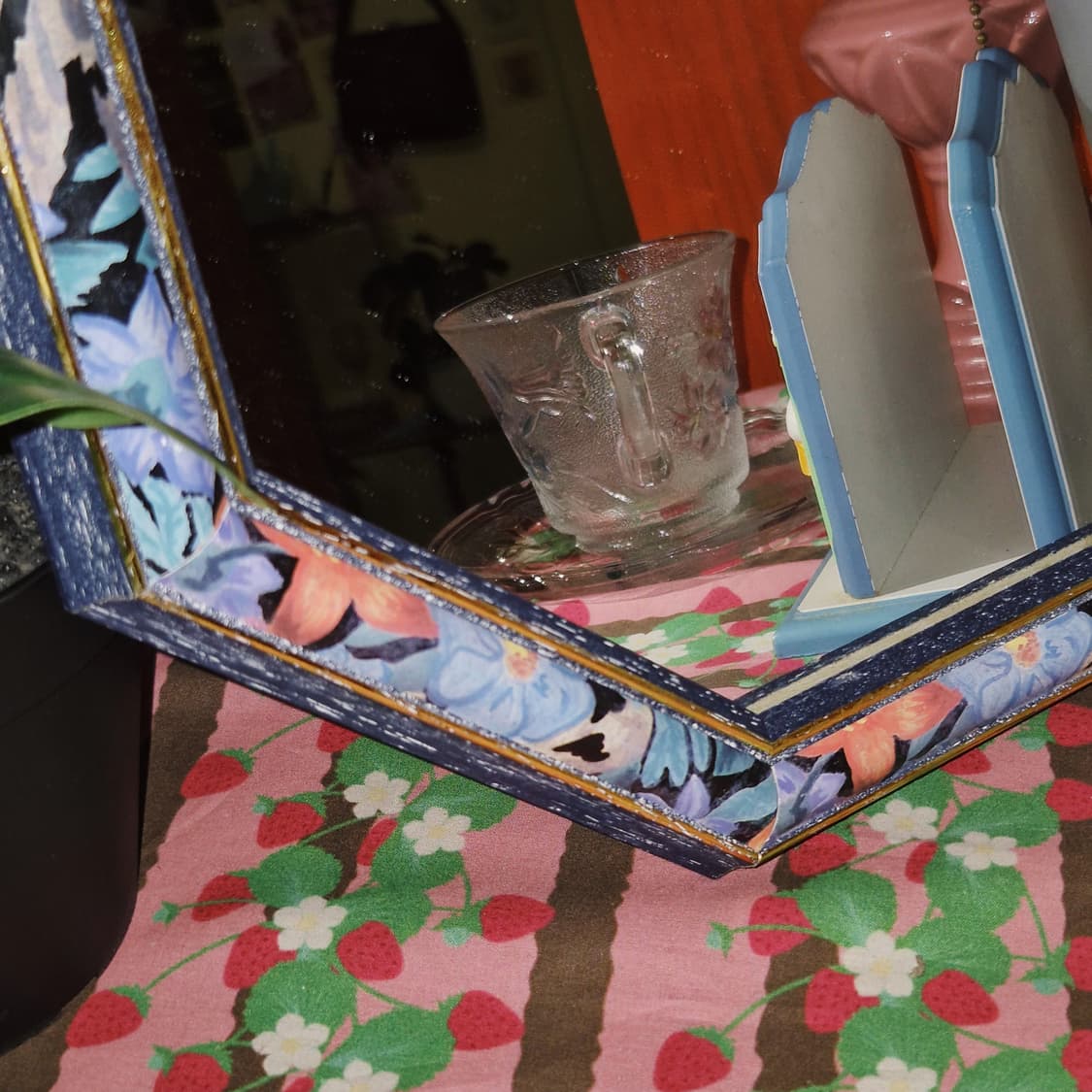 70s 이탈리아 엔틱 플로랄 8각 아트 벽거울 상품이미지7