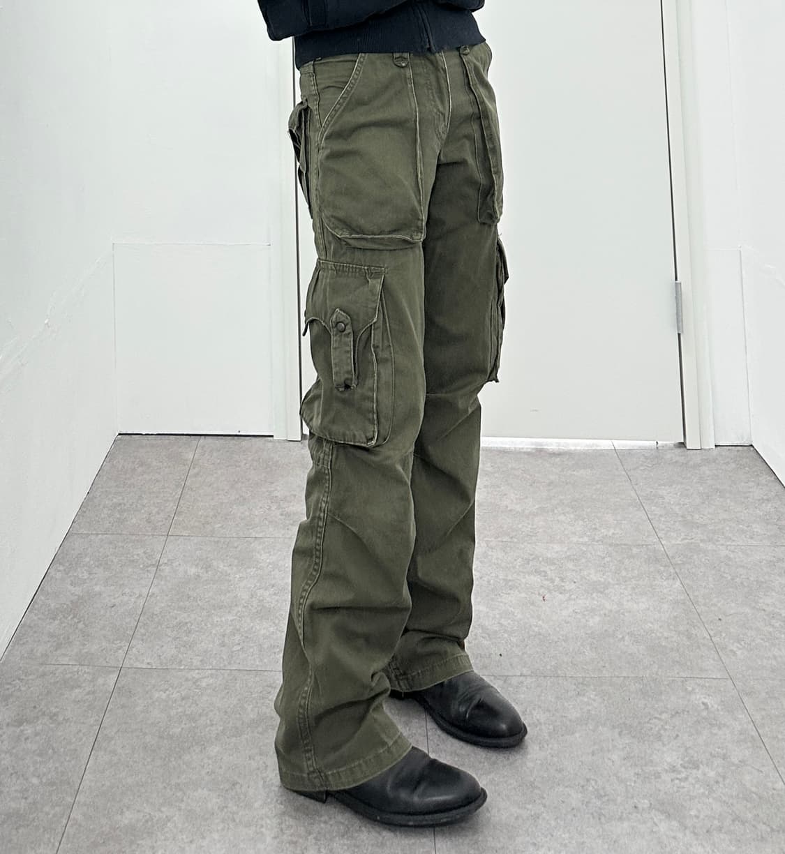 Grunge multi pocket cargo pants  상품이미지1
