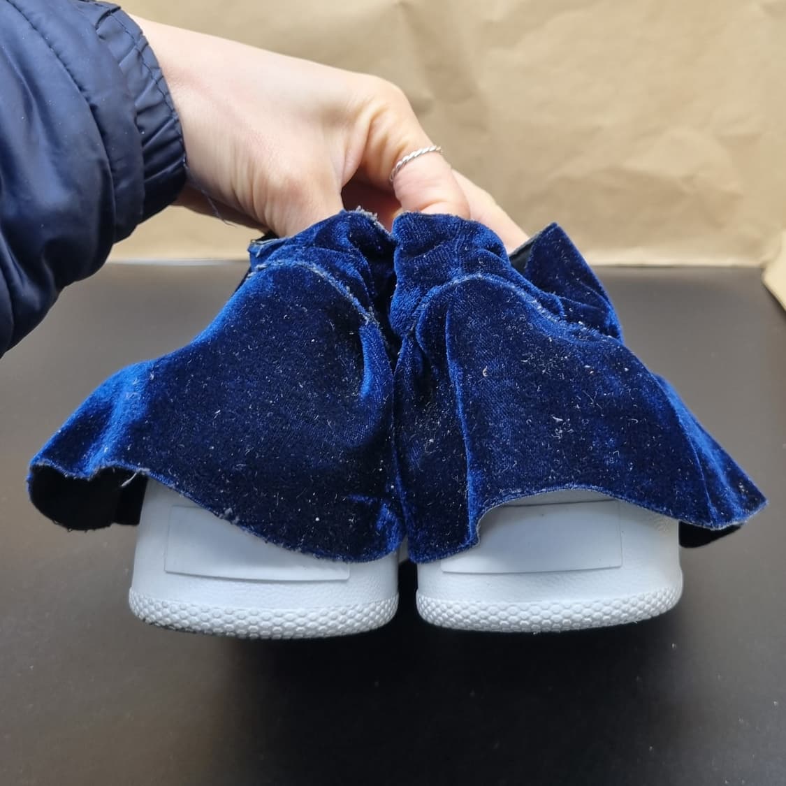 벨벳 스니커즈 230 상품이미지4