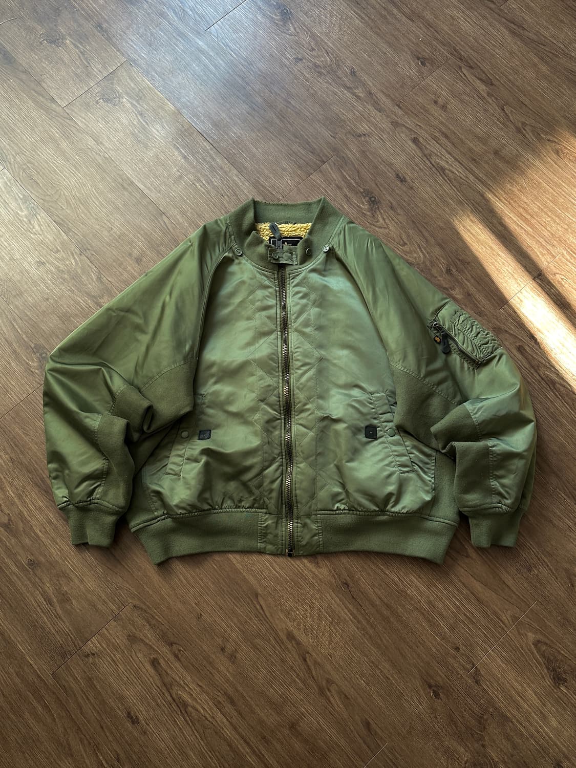 Alpha Industries 오버사이즈 쉐르파 봄버 상품이미지7