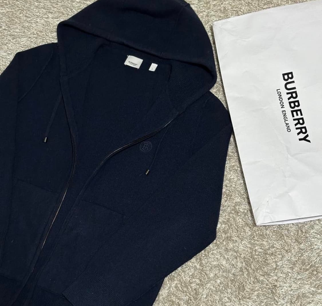 [리오브] 버버리 TB 로고 케시미어 니트 후드집업 상품이미지1