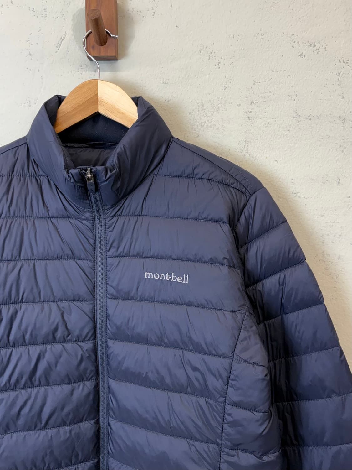 몽벨 경량패딩 네이비 상품이미지2